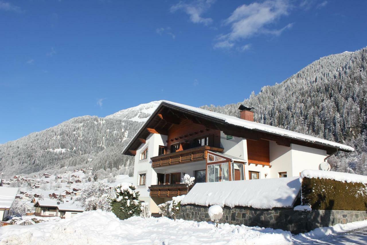 Haus Netzer Irma Lägenhet Sankt Gallenkirch Exteriör bild